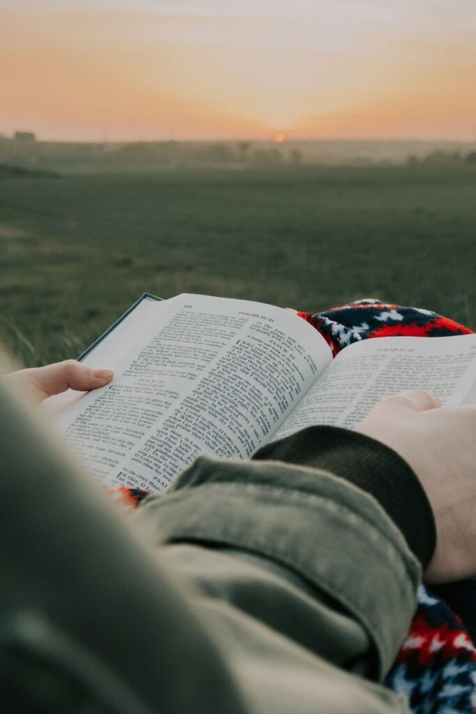 Responding to God in all circumstances like David. Worship. Worship the Lord is faithful and good.